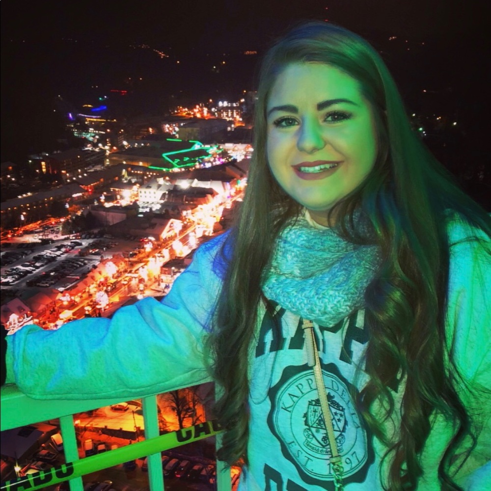 Meet your Posher, Megan